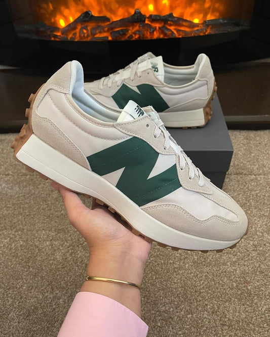 New Balance 327 Green